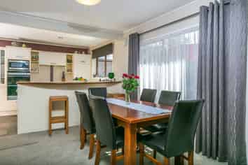 13 Matuhi Rise, Henderson