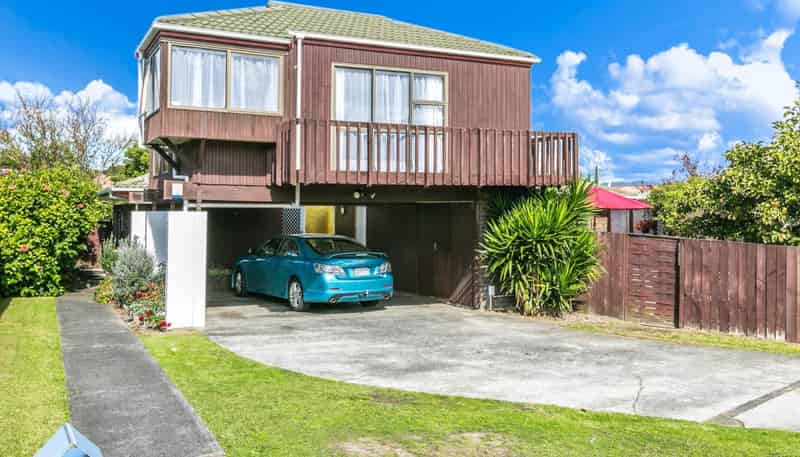 13 Matuhi Rise, Henderson