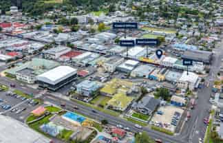 High profile retail location with holding yield