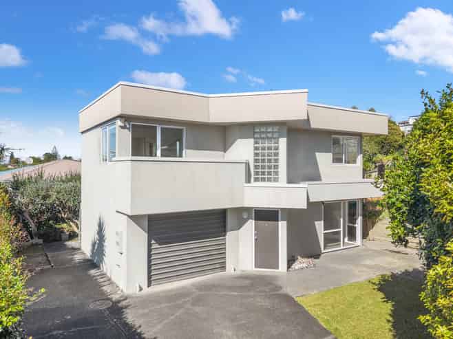 2/34 Seine Road, Forrest Hill