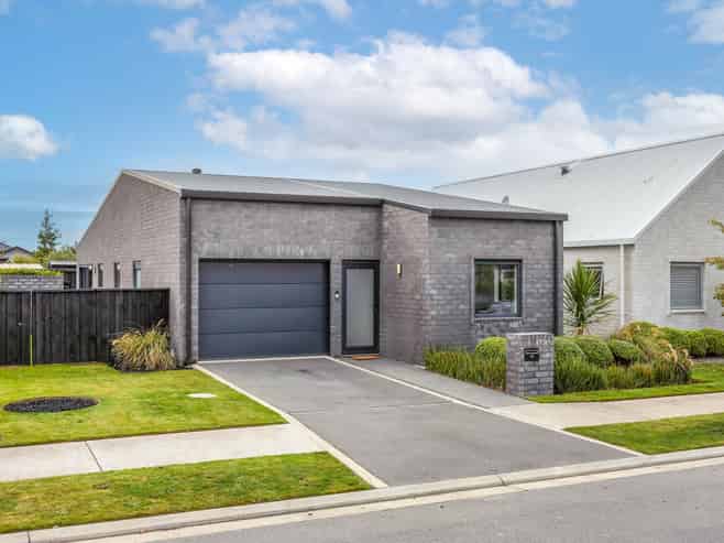 11 Moreton Green, Rolleston