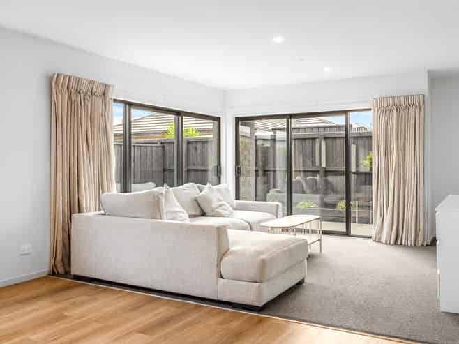 11 Moreton Green, Rolleston