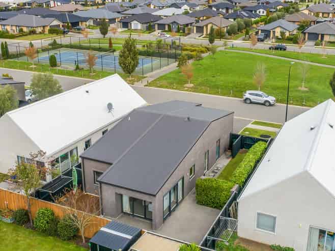 11 Moreton Green, Rolleston