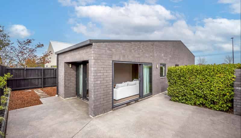 11 Moreton Green, Rolleston