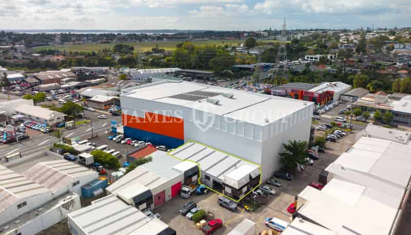 11/1A Portage Road, New Lynn