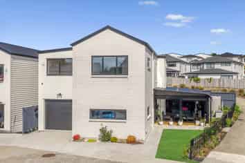 23 Tannaghmore Drive, Flat Bush