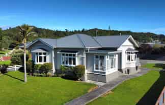 16 Marsden Road, Greymouth