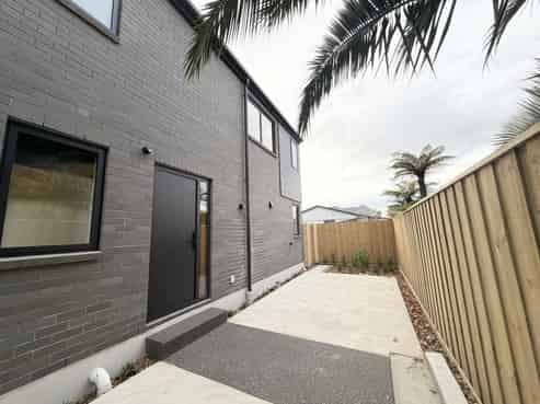 5/437 Worcester Street, Linwood