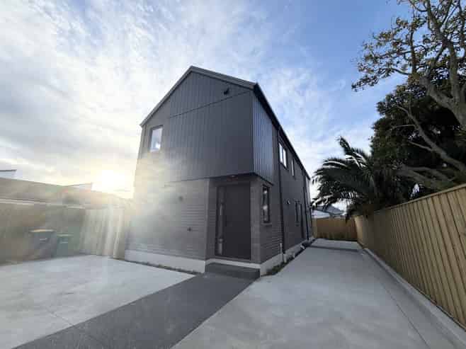 5/437 Worcester Street, Linwood