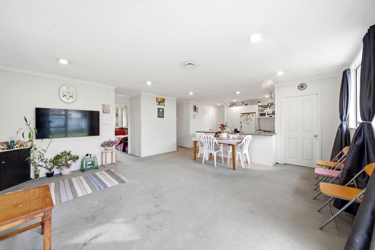 Solid Brick & Tile Home with Space and Comfort - Ansicht 3