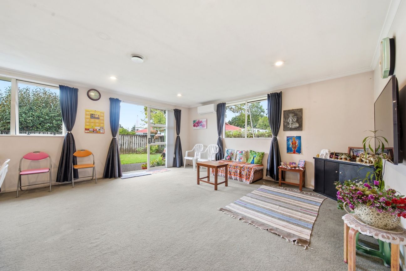 Solid Brick & Tile Home with Space and Comfort - Ansicht 4