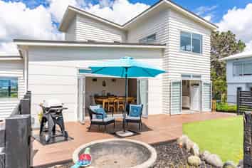 8 Cornwall Way, Mangawhai Heads