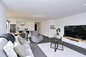 8 Jasmine Street, Woodend