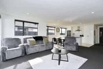 8 Jasmine Street, Woodend