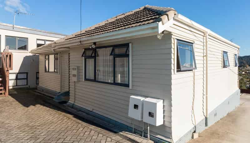 1/235 Titirangi Road, Titirangi