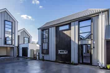 8/5 Ward Street, Addington