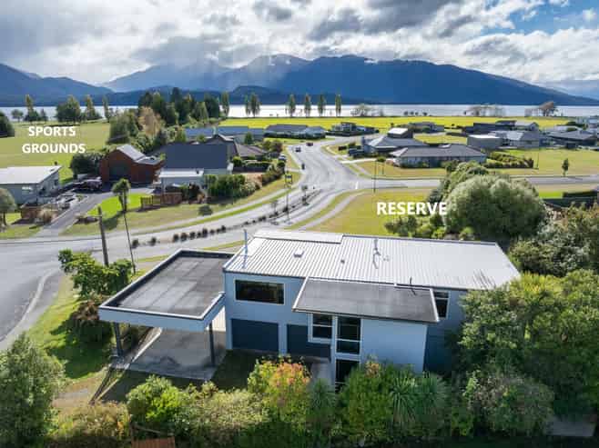 80 Bligh Street, Te Anau