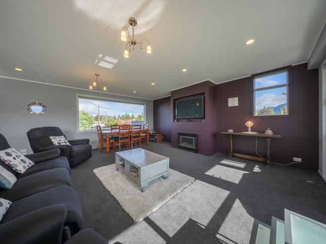 80 Bligh Street, Te Anau