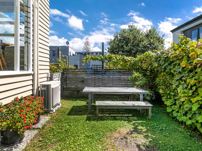 39B Forrest Hill Road, Milford