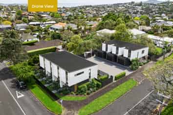 22 Colchester Avenue, Glendowie