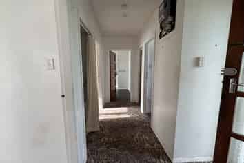 47 Goldsmith Crescent , Levin