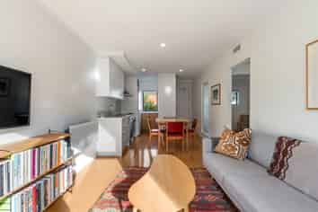 7C/16 Constable Street, Newtown