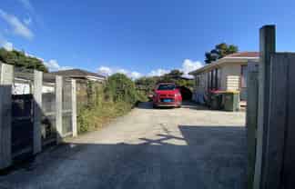  Bucklands Beach Road, Bucklands Beach