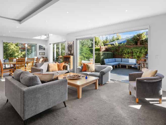 15 Rivers Edge, Northwood