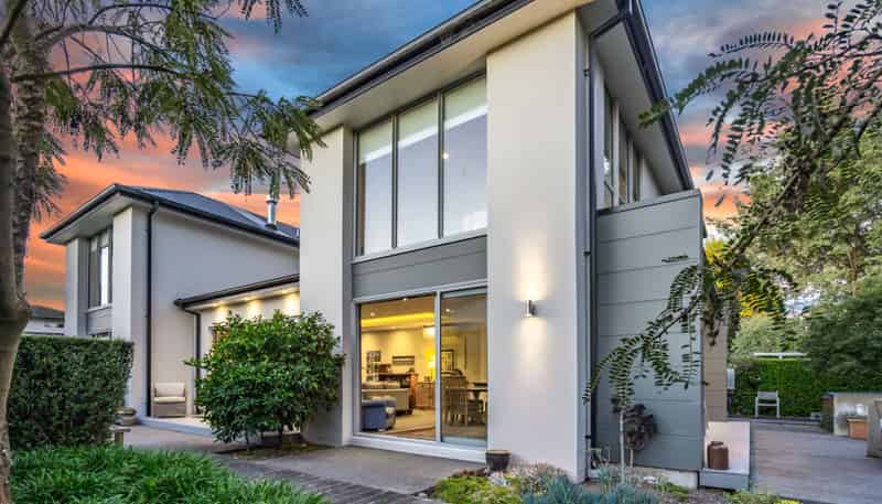 15 Rivers Edge, Northwood