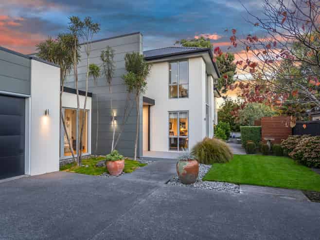 15 Rivers Edge, Northwood