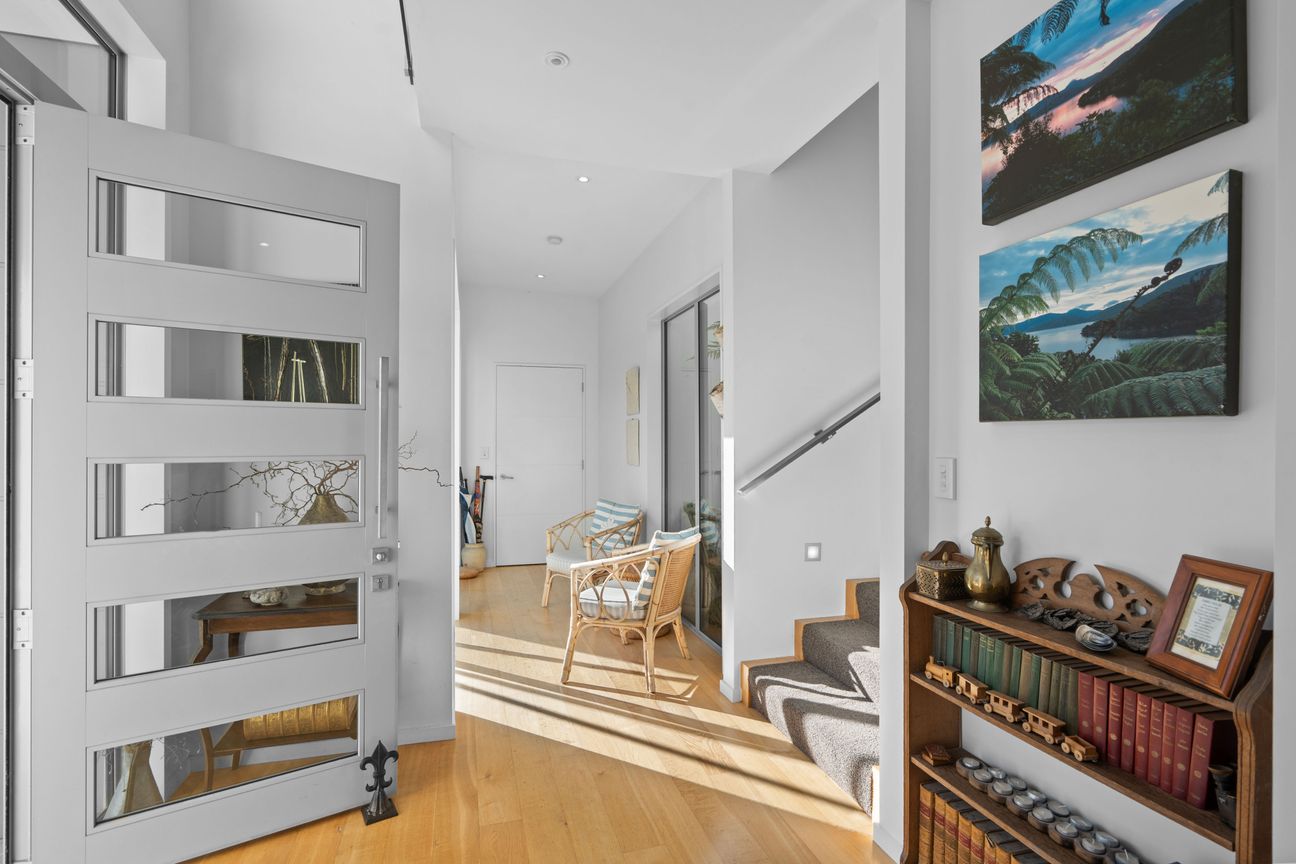 Reserve-Side Retreat! - Pogled 3