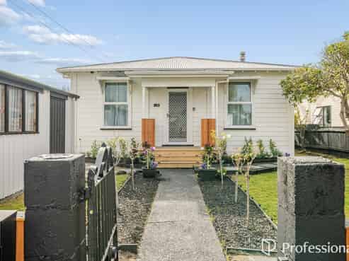 53 York Street, Moera