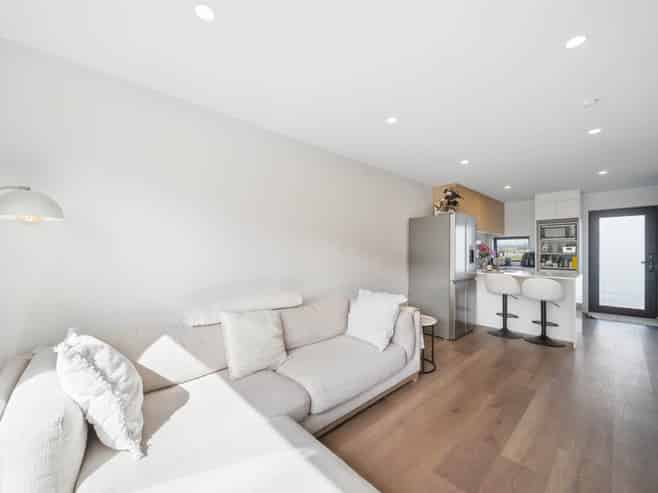 4/3 Firebrick Way, Hobsonville