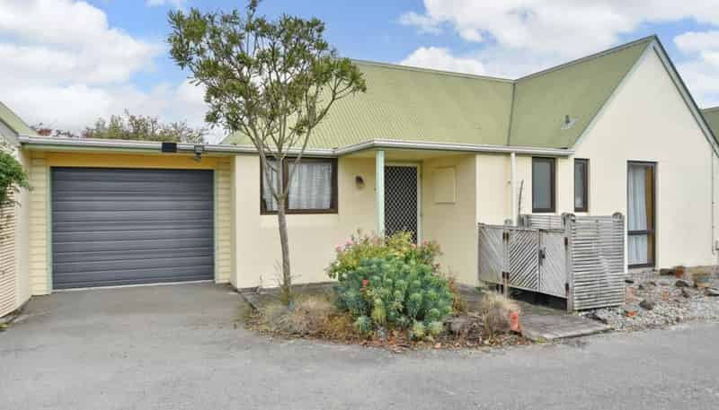 2/16 Owens Terrace, Upper Riccarton