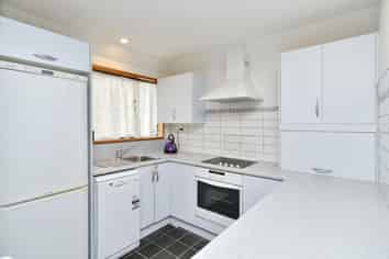 2/16 Owens Terrace, Upper Riccarton