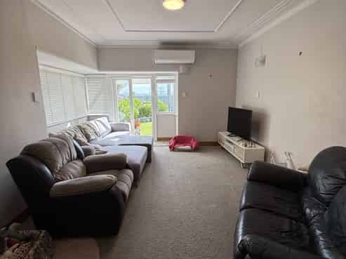 Auckland - Address withheld