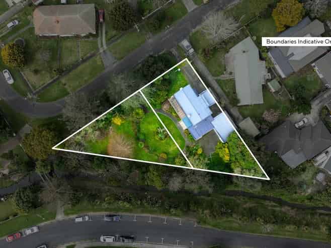 103 & 105 Alfred Street, Thames