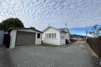 17A  Ranui Road, Stoke