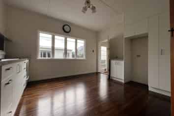 17A  Ranui Road, Stoke