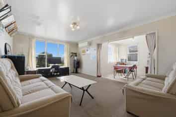16 Rush Place, Mangere
