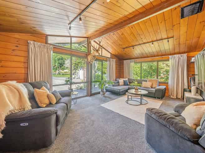 135 Plateau Road, Te Marua