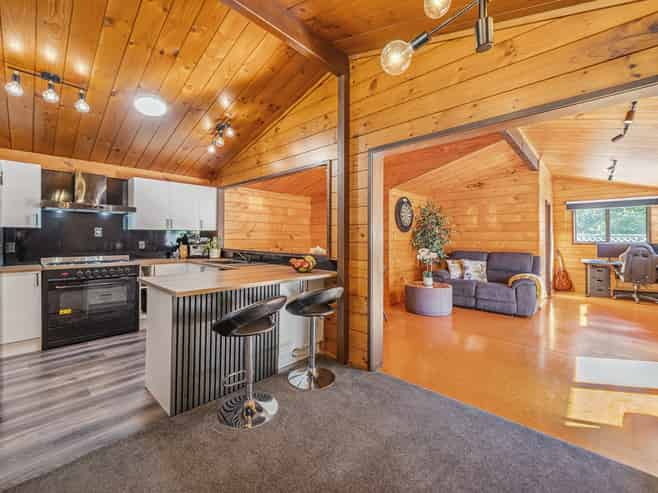 135 Plateau Road, Te Marua