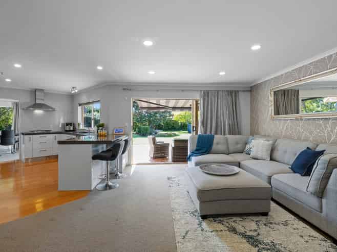 63 McGiven Drive, Ridgewood