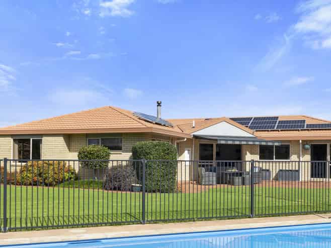 63 McGiven Drive, Ridgewood