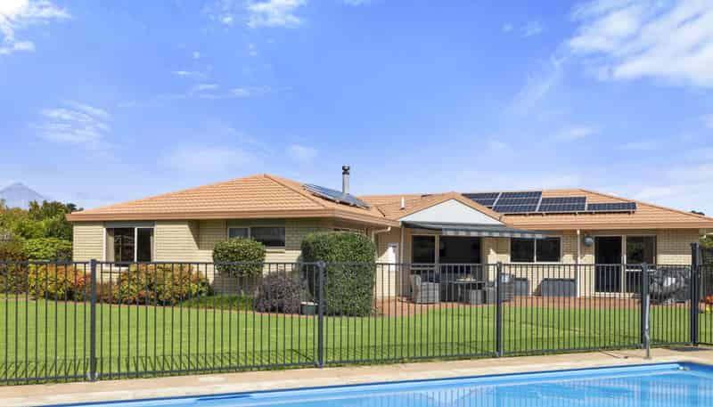 63 McGiven Drive, Ridgewood