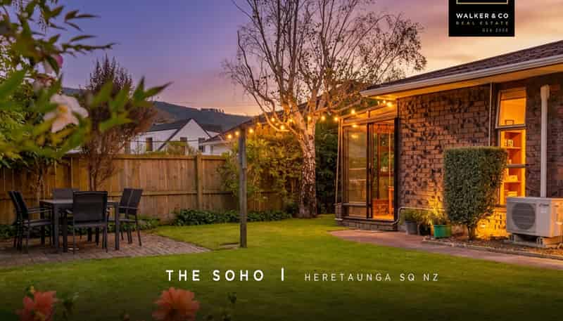 2/54 Heretaunga Square, Silverstream