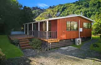 15A Hampden Street, Picton