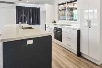 32 Becker Drive, Weymouth