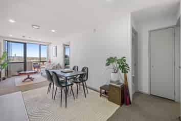 1M/21 St Jude Street, Avondale