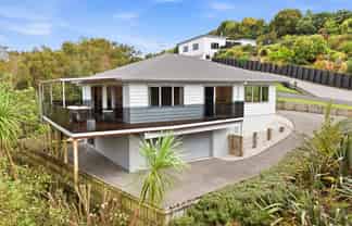 11 Southill Way, Pyes Pa